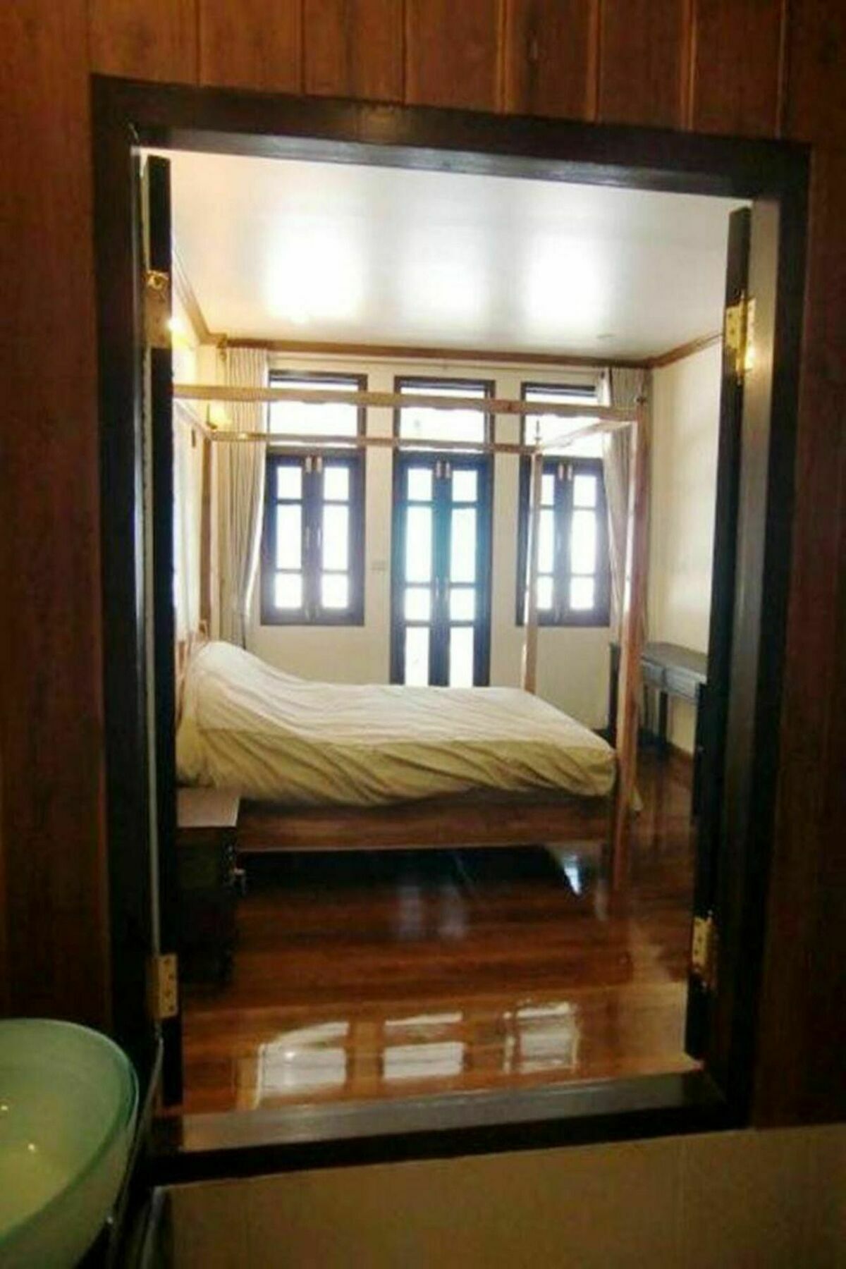 The Royal Thatien Village Bangkok Exterior foto